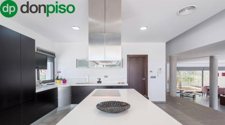 Гранада - Gójar - 1550m2