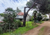 Chalet independiente con terreno en venta en la España, Galapagar, ref: TR141572 foto