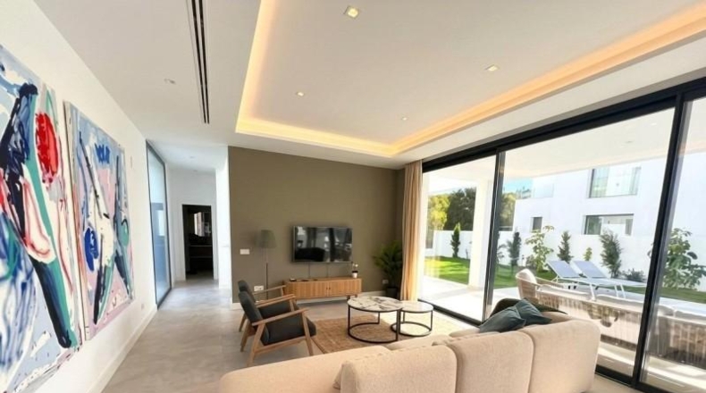 Málaga - Estepona - 645m2