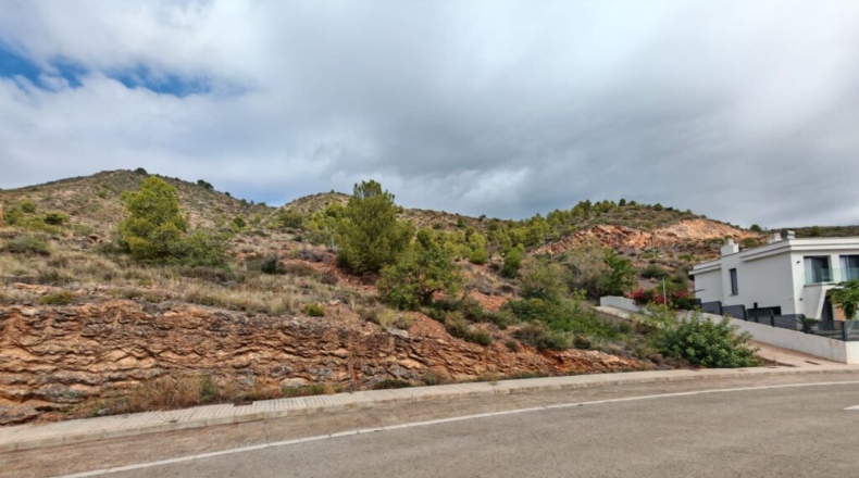 Castellón - la Vall d'Uixó - 690m2