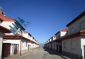 Chalet independiente con terreno en venta en la España, Lucillos, ref: TR404116 foto