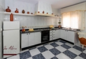 Country house with land for sale on España, Badajoz, ref: TR404157 photo
