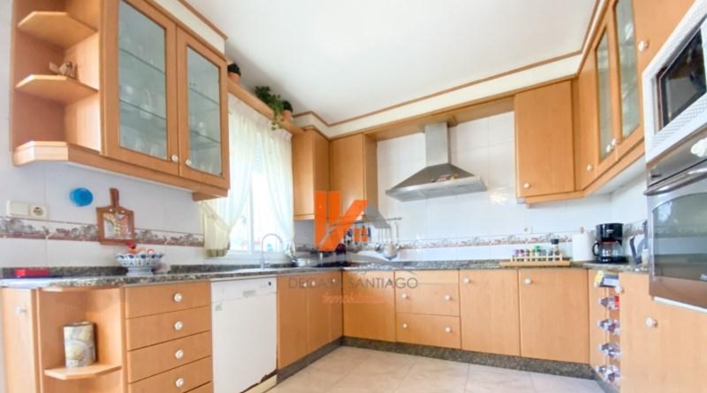 La Coruña - Santiago de Compostela - 389m2