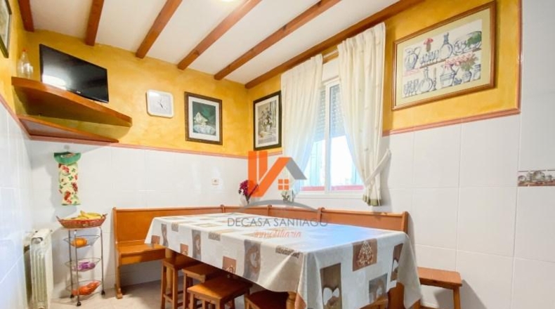 La Coruña - Santiago de Compostela - 389m2