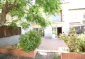 Дом с участком на продажу в городе Castellet Фото
