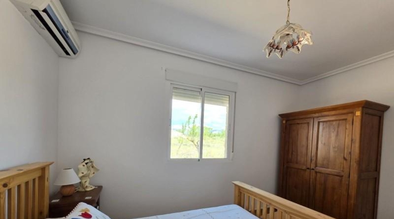 Alicante - Monóvar - 9469m2