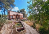 Chalet independiente con terreno en venta en la España, Calafell, ref: TR375530 foto