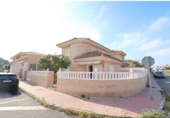 Chalet independiente con terreno en venta en la España, Torrevieja, ref: TR404196 foto