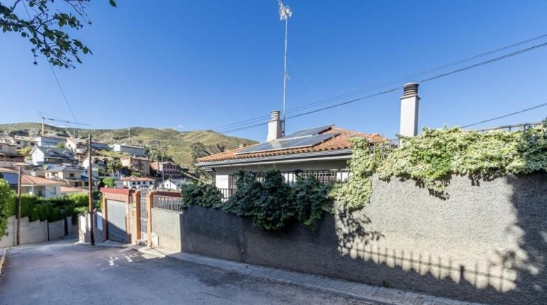 Granada - Pinos Genil - 382m2
