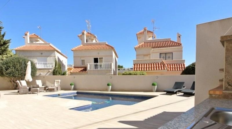 Alicante - San Miguel de Salinas - 387m2