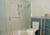 Отдельно стоящий дом с участком на продажу в городе Сан-Мигель-де-Салинас Фото