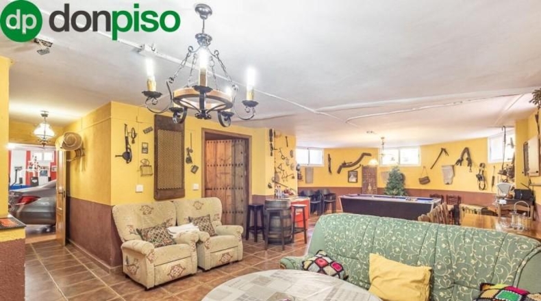 Granada - Iznalloz - 674m2