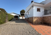 Chalet independiente con terreno en venta en la España, Sant Jaume dels Domenys, ref: TR404236 foto