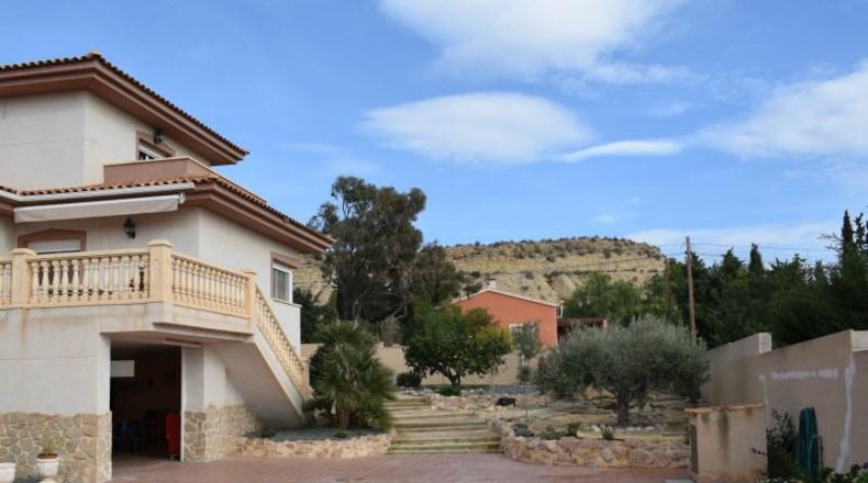 Alicante - Muchamiel - 1199m2