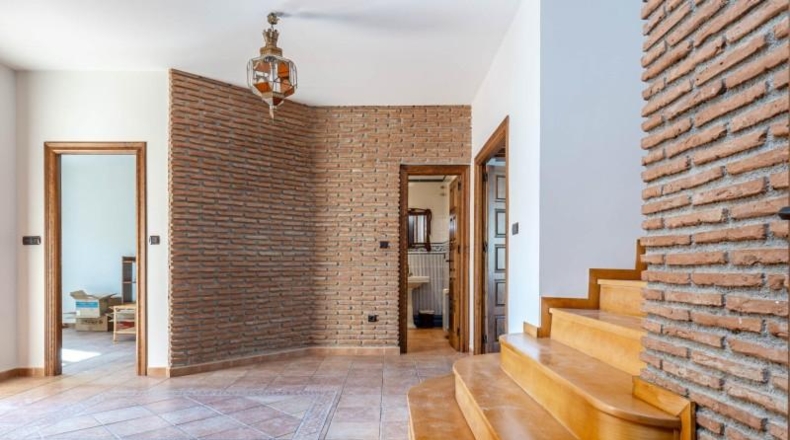 Гранада - Santa Fe - 564m2