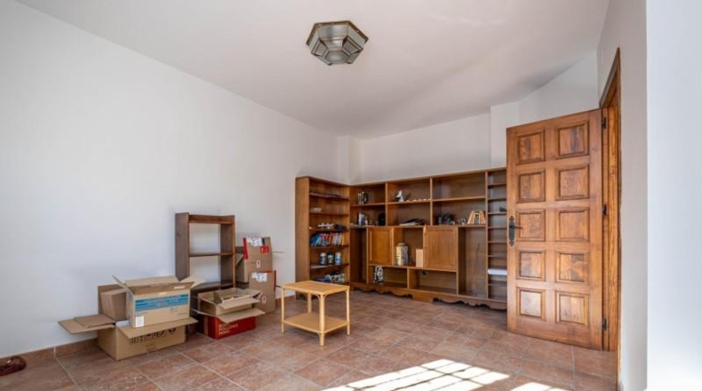 Гранада - Santa Fe - 564m2