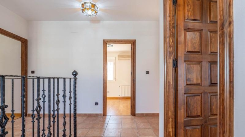 Гранада - Santa Fe - 564m2