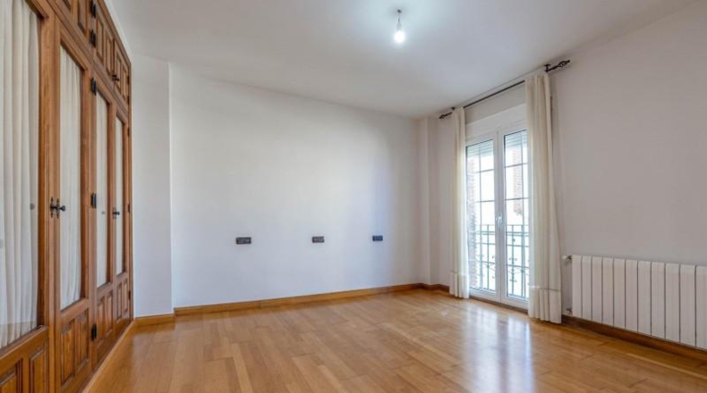 Гранада - Santa Fe - 564m2