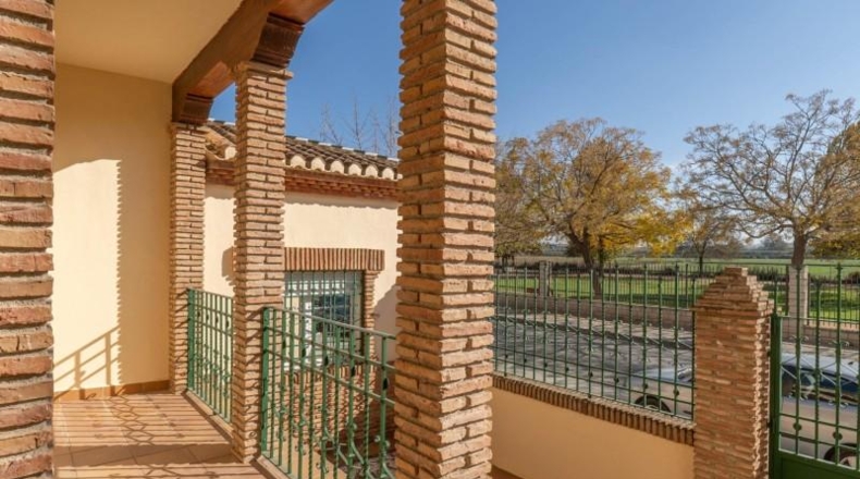 Гранада - Santa Fe - 564m2