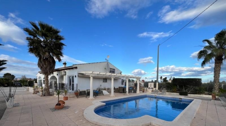 Alicante - Dolores - 2698m2