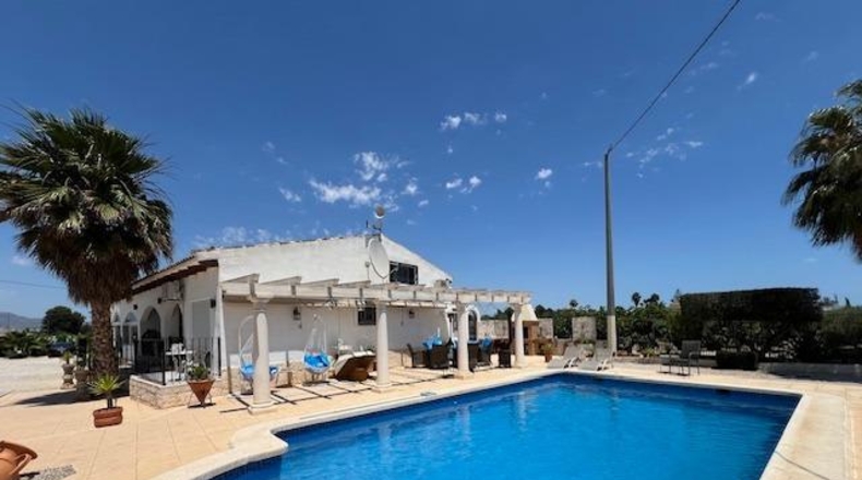 Alicante - Dolores - 2698m2