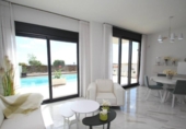 Chalet independiente con terreno en venta en la España, Orihuela, ref: TR132576 foto