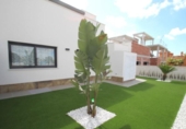Chalet independiente con terreno en venta en la España, Orihuela, ref: TR132576 foto