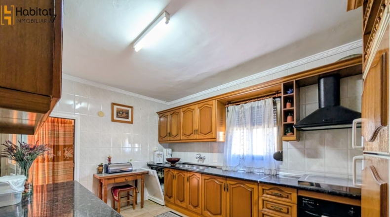 Granada - Loja - 256m2