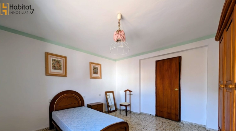 Granada - Loja - 256m2