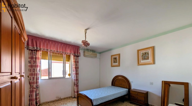 Granada - Loja - 256m2