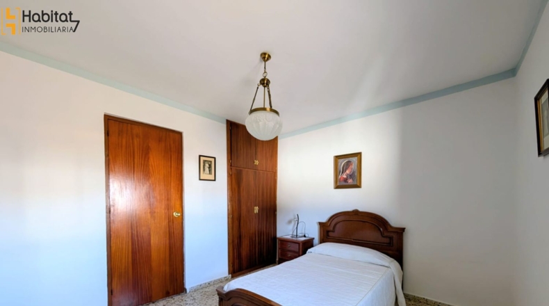Granada - Loja - 256m2