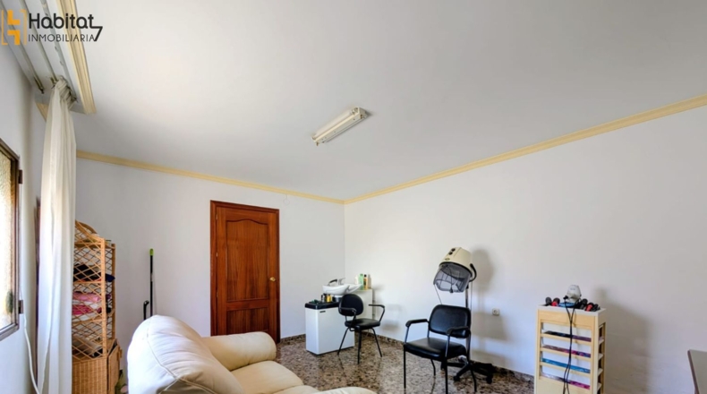 Granada - Loja - 256m2