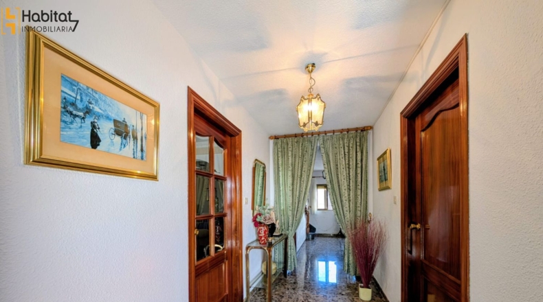 Granada - Loja - 256m2