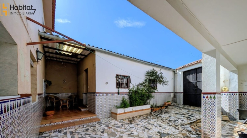 Granada - Loja - 256m2