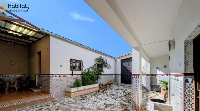 Granada - Loja - 256m2