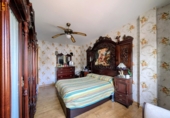 Chalet adosado con terreno en venta en Loja ref: TR404927 foto
