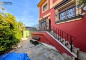 Chalet adosado con terreno en venta en Loja ref: TR404927 foto