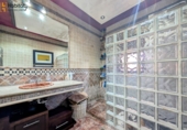Chalet adosado con terreno en venta en Loja ref: TR404927 foto