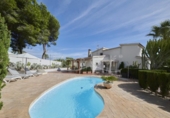 Chalet independiente con terreno en venta en la España, Elche, ref: TR371871 foto
