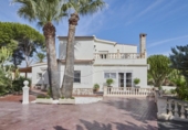 Chalet independiente con terreno en venta en la España, Elche, ref: TR371871 foto