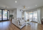 Chalet independiente con terreno en venta en la España, Elche, ref: TR371871 foto