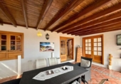 Chalet independiente con terreno en venta en la España, San Bartolomé, ref: TR249374 foto