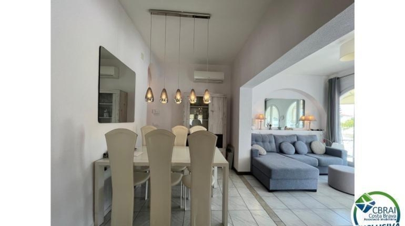 Gerona - Empuriabrava - 542m2