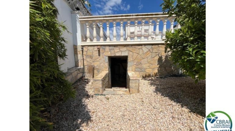 Gerona - Empuriabrava - 542m2