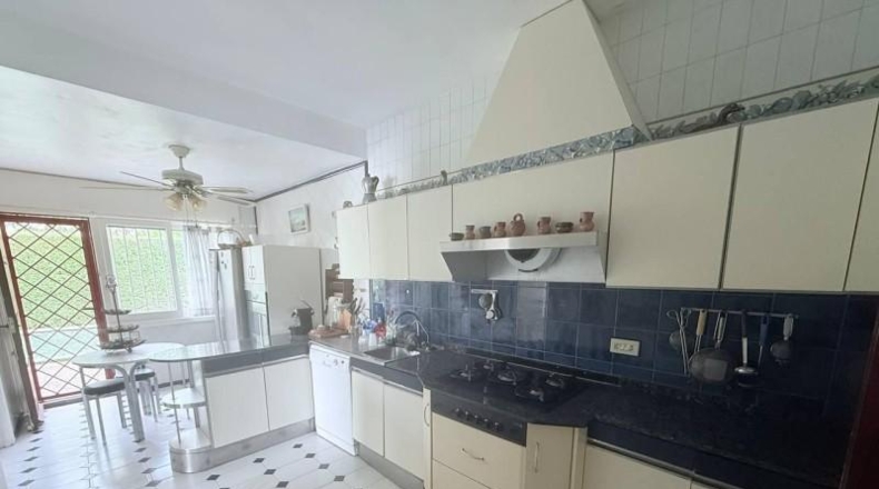 Alicante - Orihuela - 800m2
