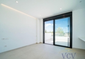 Chalet independiente con terreno en venta en la España, San Juan de Alicante, ref: TR325684 foto