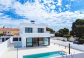 Chalet independiente con terreno en venta en la España, San Juan de Alicante, ref: TR325684 foto