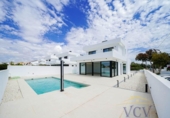 Chalet independiente con terreno en venta en la España, San Juan de Alicante, ref: TR325684 foto