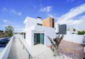 Chalet independiente con terreno en venta en la España, San Juan de Alicante, ref: TR325684 foto