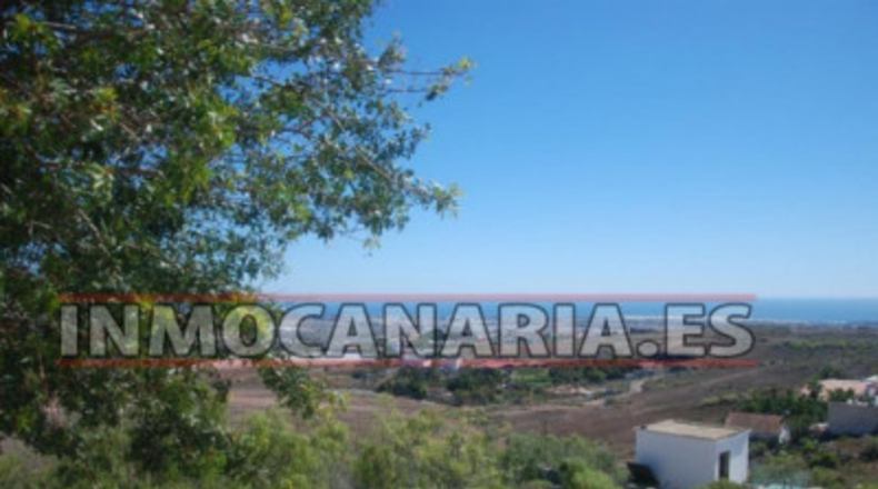 Las Palmas - San Bartolomé de Tirajana - 8840m2